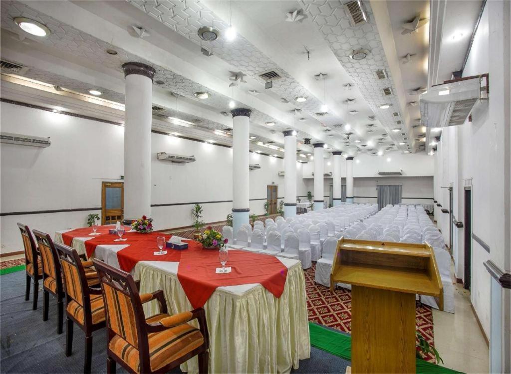 Hotel Agrabad Chittagong Exterior foto